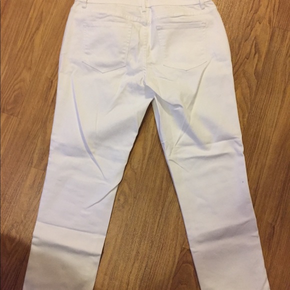 BRAND NEW Coldwater Creek Jeans Natural Fit - Picture 2 of 3